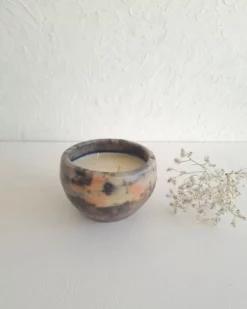 LINA Bougie parfumée artisanale à la fleur d’oranger Cire de soja & poterie de Sejnane