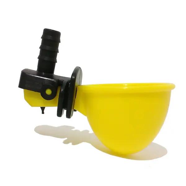 abreuvoir abreuvoir volaille jaune