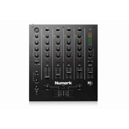 Numark M6 USB, Table de mixage 2 voies Port USB
