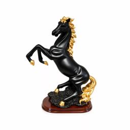 Cheval Royal Sculpture Décorative & au Design Majestueux