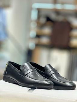 CUIR 3908