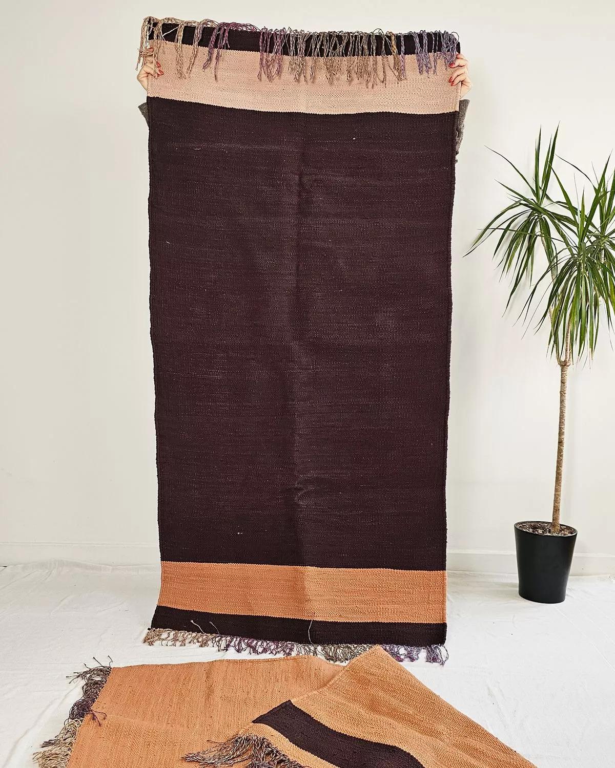 Anaspika Kilim coton recyclé NUDA Nude & marron tissé à la main