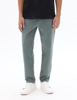 chino slim en maille