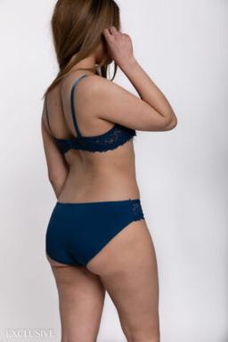 Lingerie Majesté : Deux pièces en dentelle