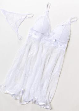 Lingerie Charmel: Nuisette String en Dentelle Blanche