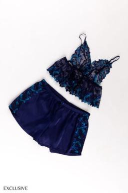 Eros Lingerie: Débardeur Dentelle & Short Satiné Saumon