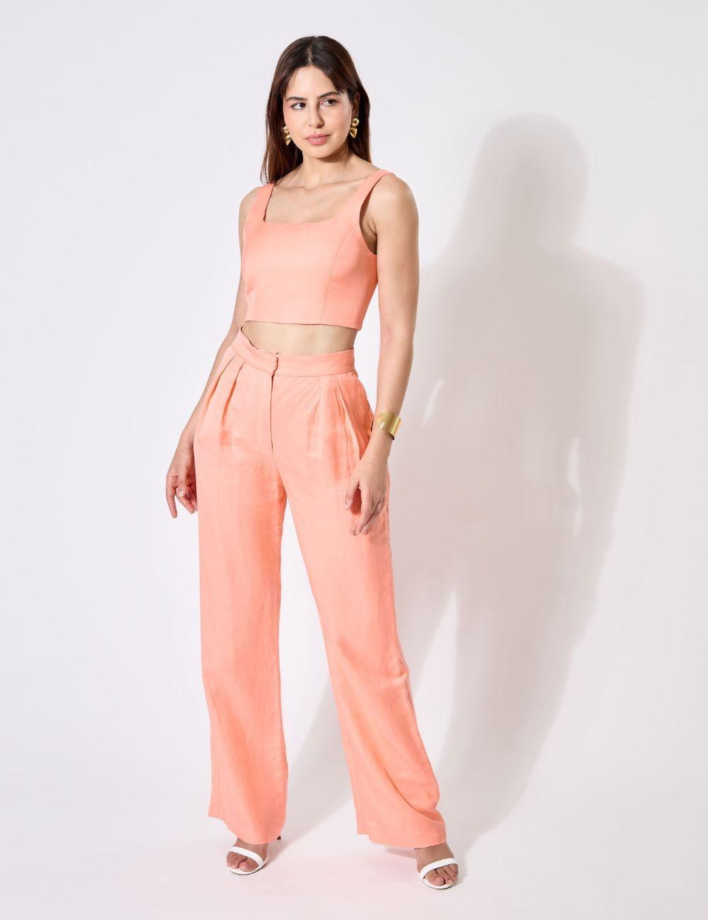 Mia Set Set Lin Ms. Marion