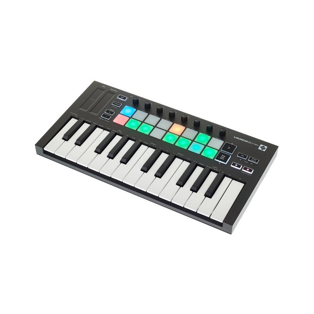 Novation LAUNCHKEY MINI MK3, Clavier maître mini touches 25